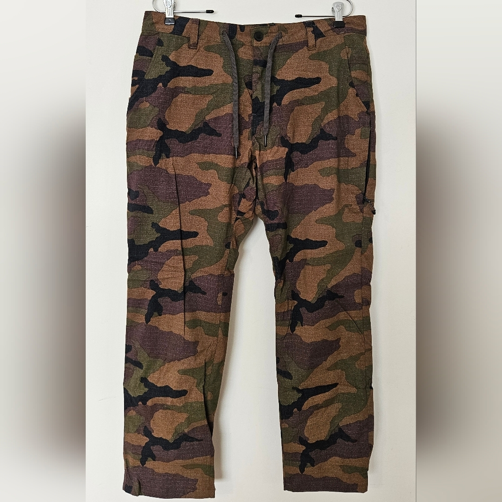 686 Men’s Camo Cargo Pants - Everywhere® Merino-Lined Pant